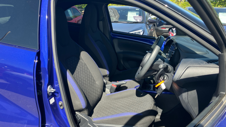 Toyota Aygo X 1.0 VVT-i Edge 5dr Petrol Hatchback